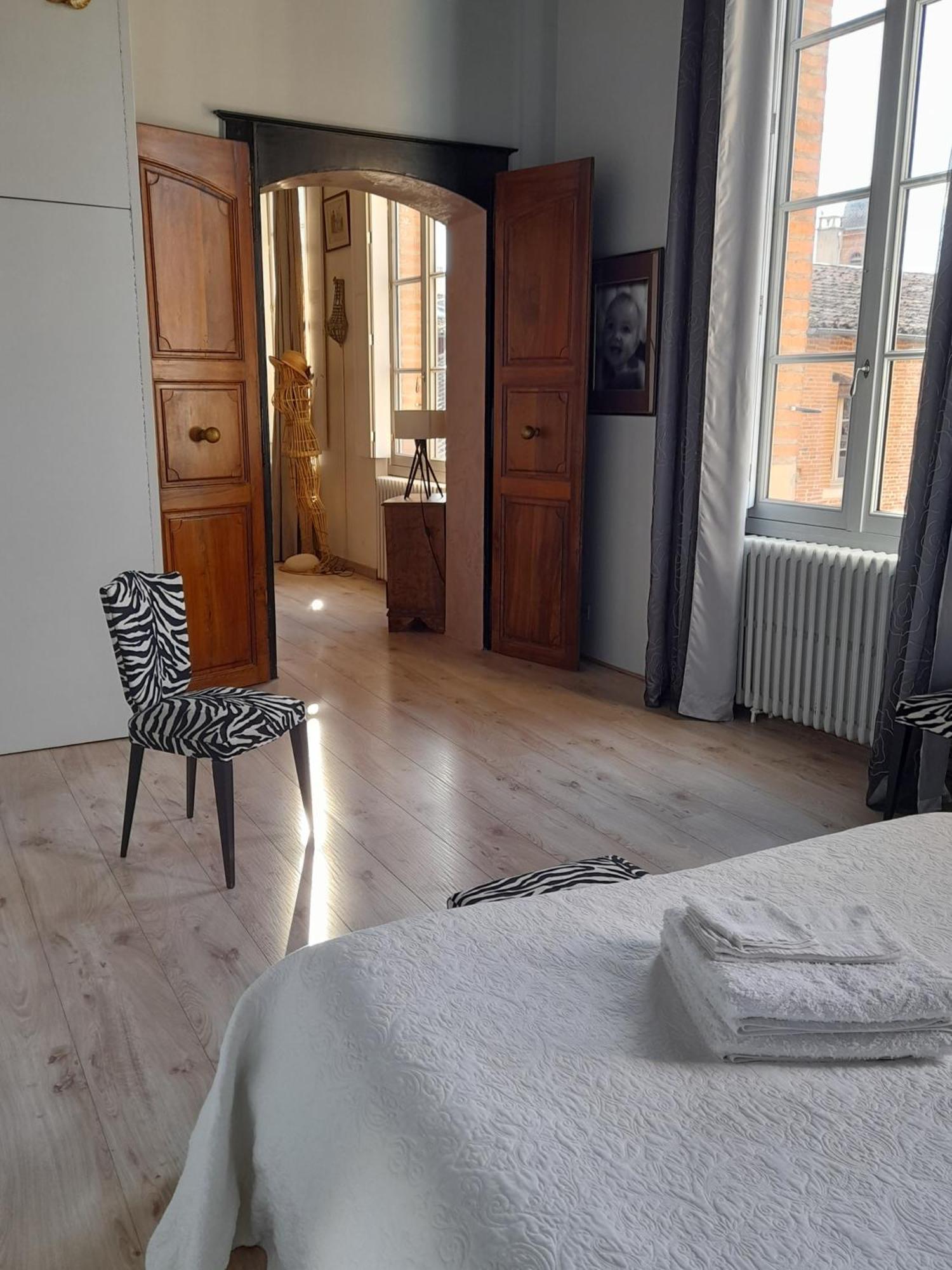 Pied A Terre De Charme Apartment Алби Стая снимка